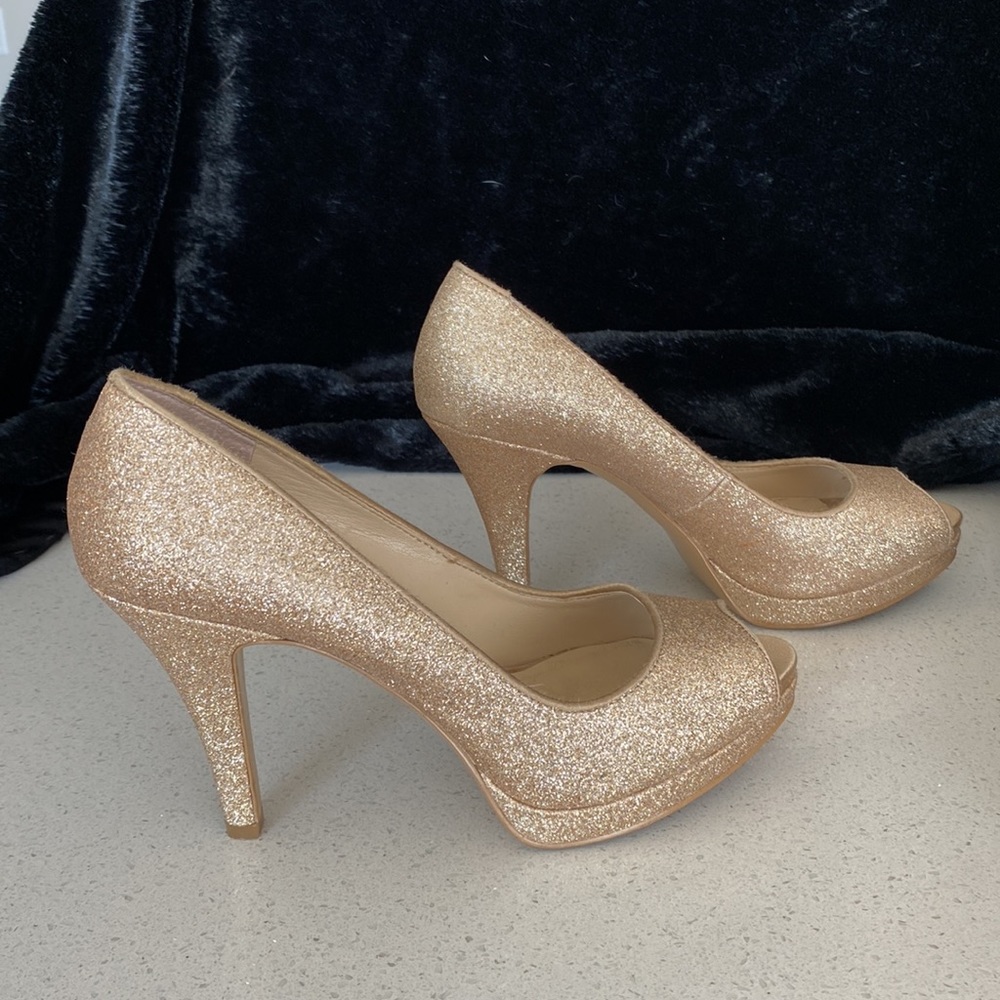 Princess heels - Picture 3 of 3